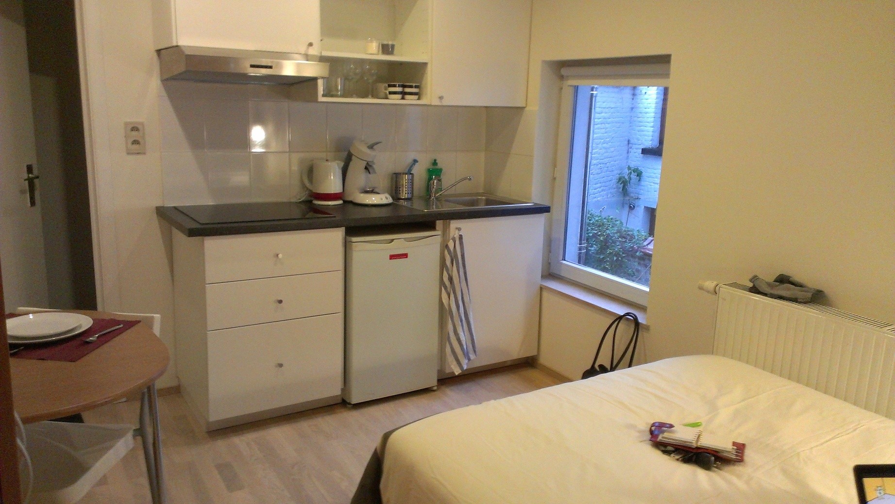 Furnished studio in the best are of Brussels !!ALL IN!! Rent studios