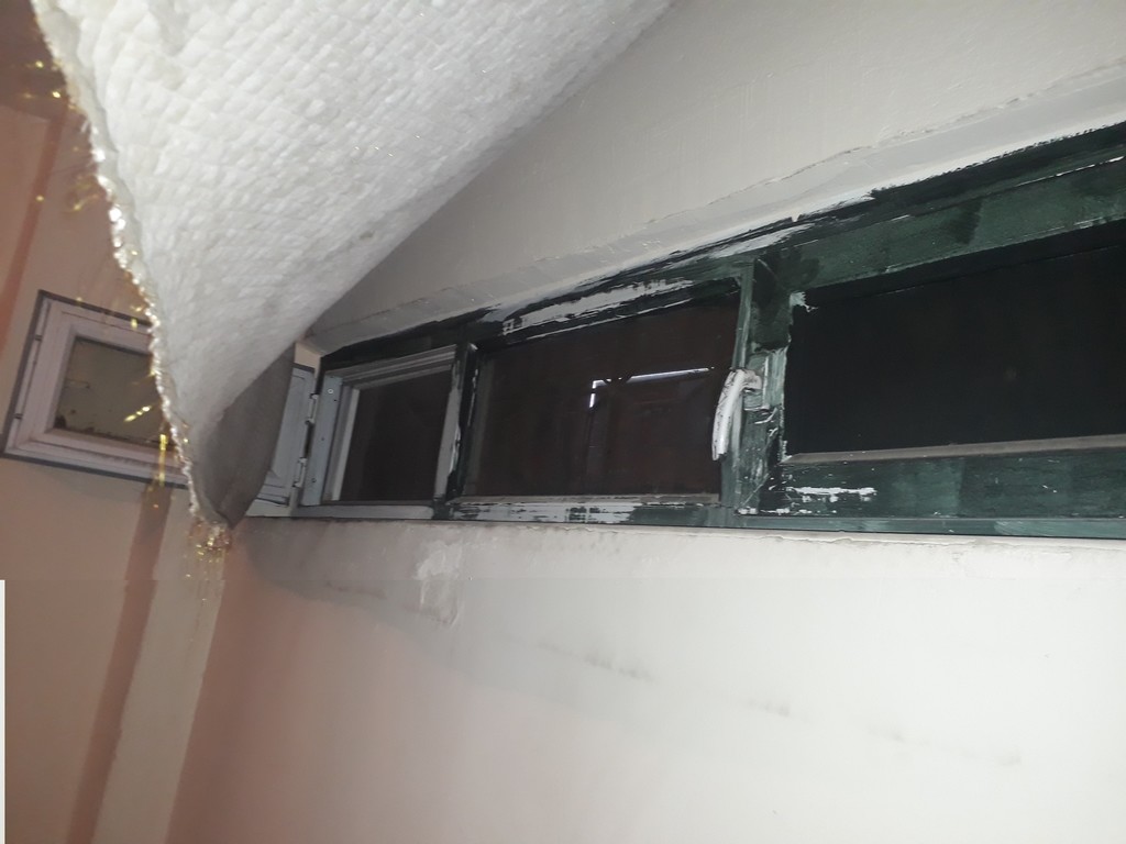 Geniş bir oda kiralamak için bu ilana bakın Izmir Kiralık odalar