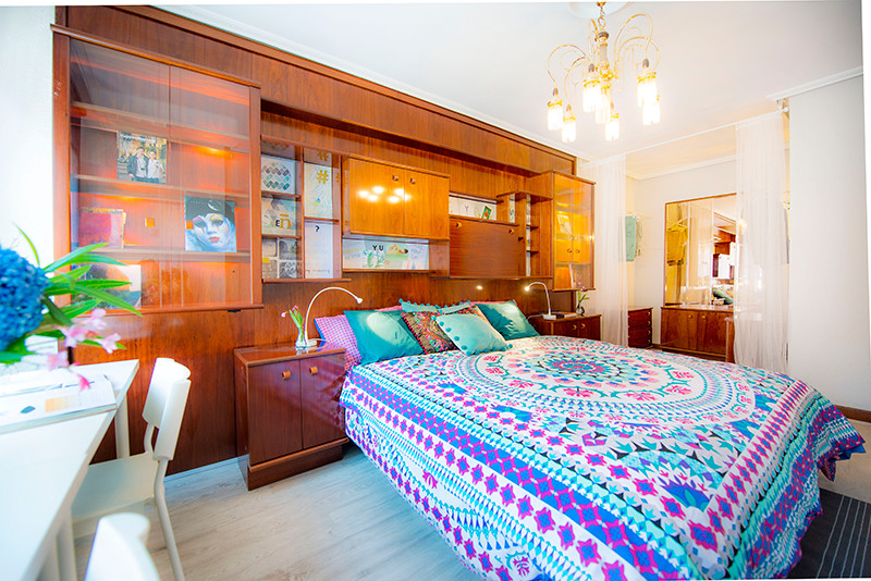 CERCA DEL AYUNTAMIENTO, HABITACIÓN AMPLIA CON VESTIDOR PARA PAREJA O