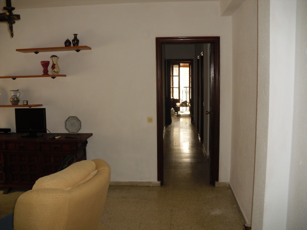 Habitación amplia y soleada en casco histórico de Córdoba | Alquiler