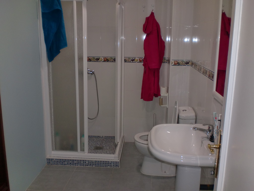 Habitacion con balcon | Alquiler habitaciones Alicante