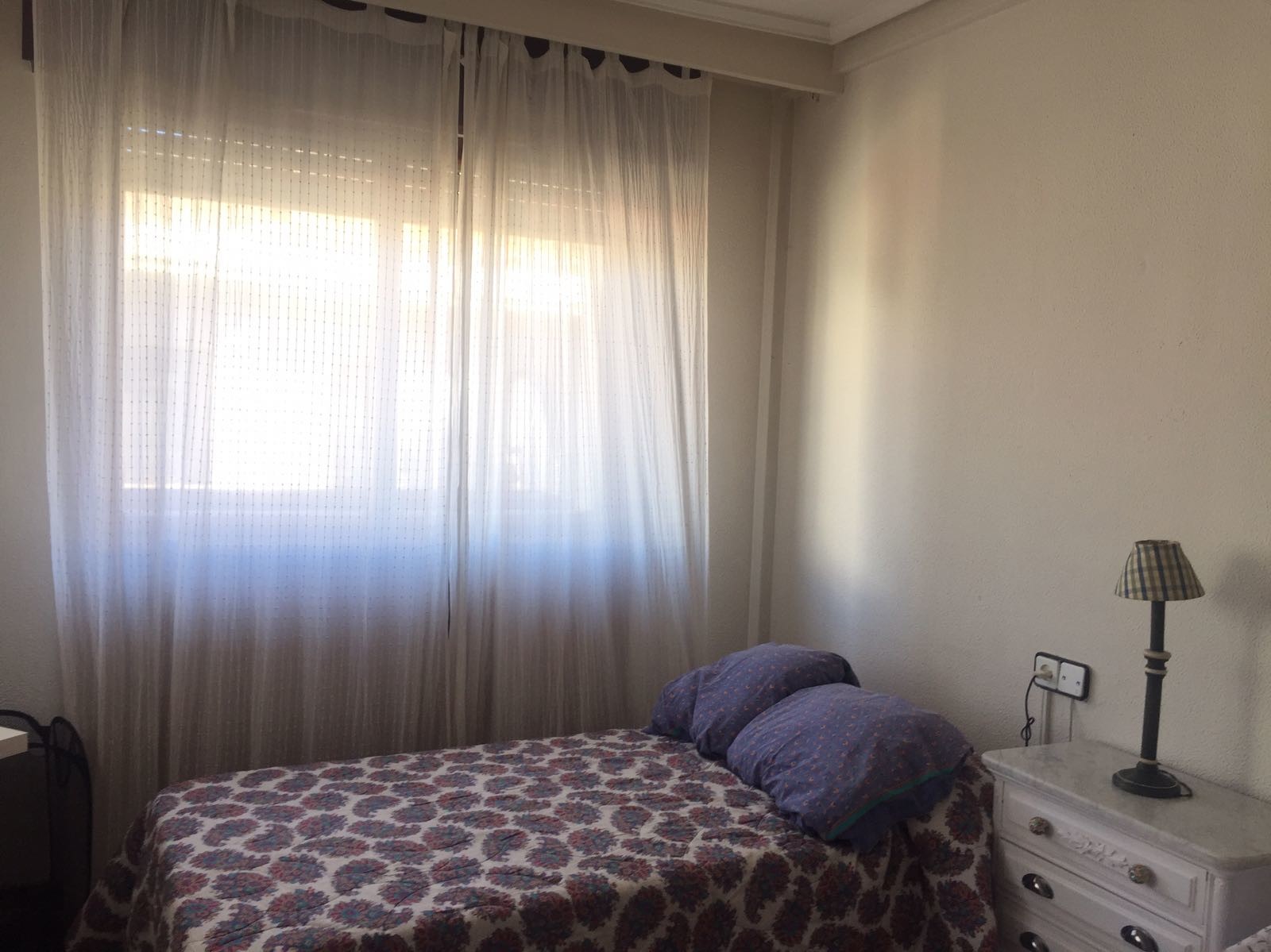 Habitación doble en piso compartido Alquiler habitaciones Leon Habitación doble en piso compartido Alquiler habitaciones Leon