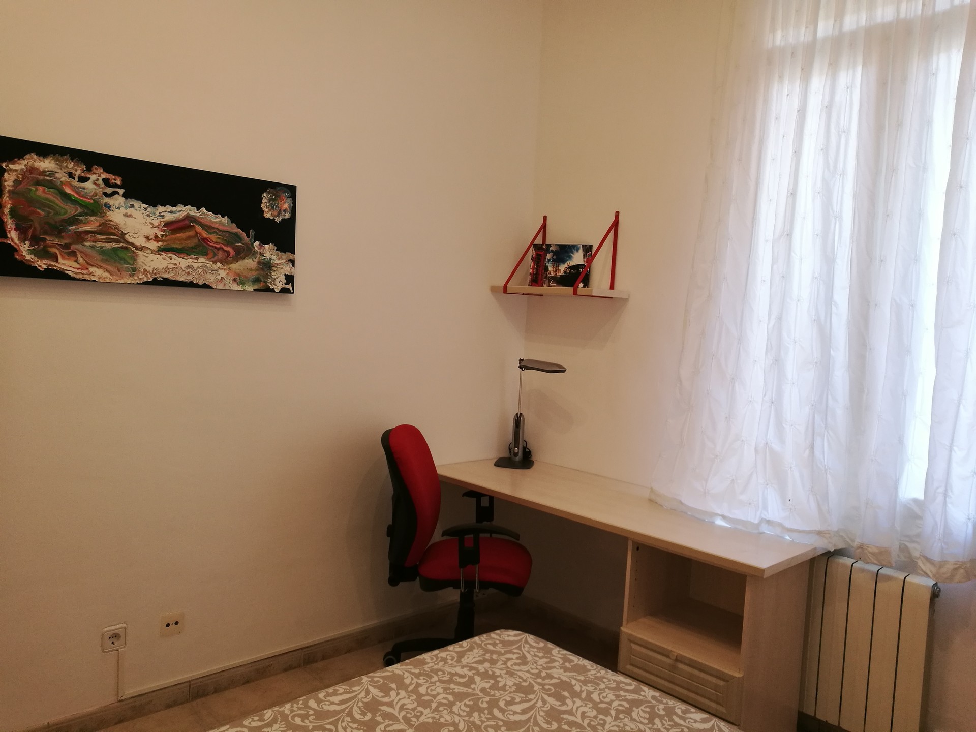 Habitación doble para una persona en zona centro de Terrassa | Alquiler