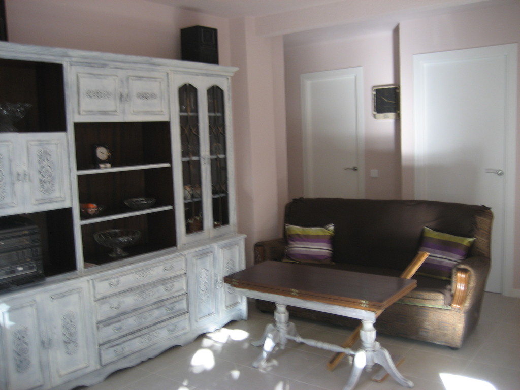 habitación individual en piso reformado, céntrico y soleado | Alquiler