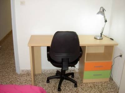Habitación en piso compartido para una estudiante de UPCT | Alquiler