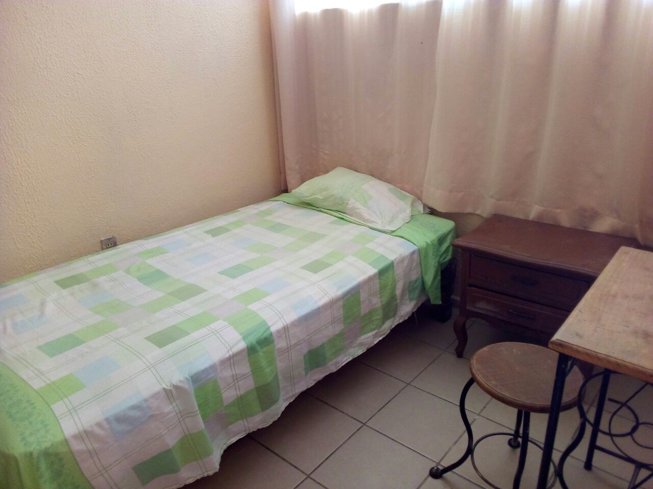 habitaciones solo para señoritas estudiantes de preferencia Alquiler habitaciones solo para señoritas estudiantes de preferencia Alquiler