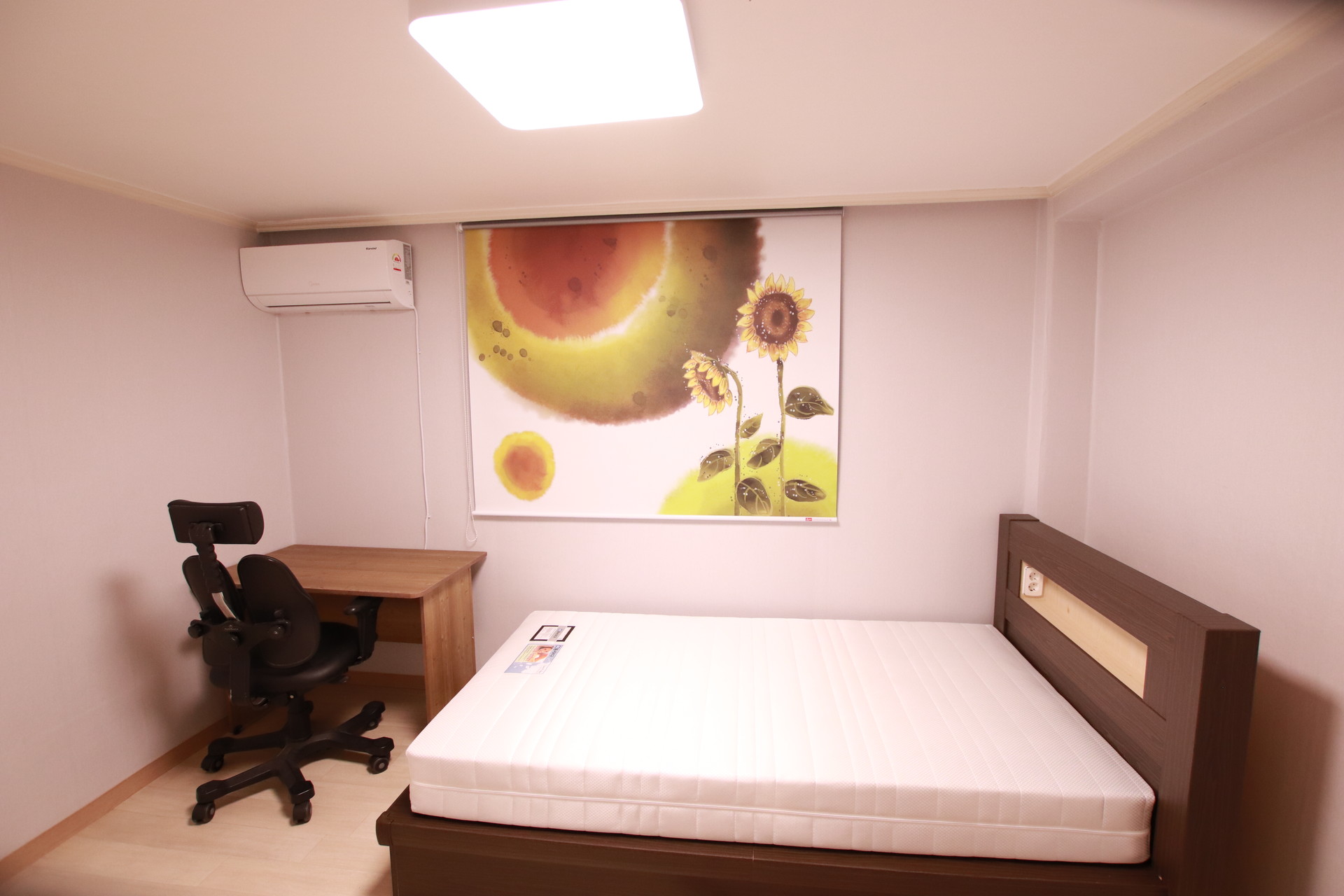 [Hongdae] Pretty renovated apartment in Central Seoul Flat rent Seoul