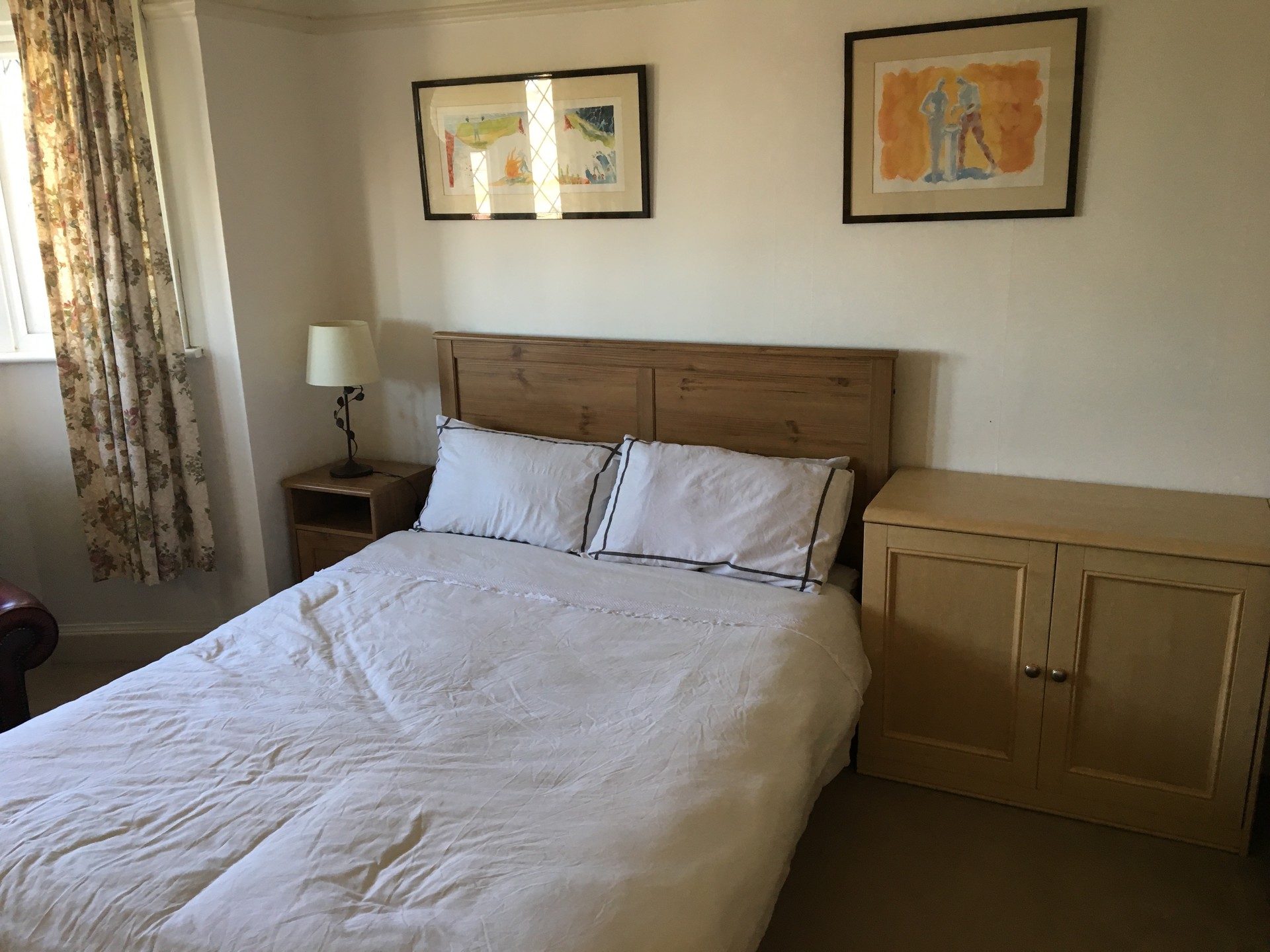Large bedroom / study South East London Room for rent
