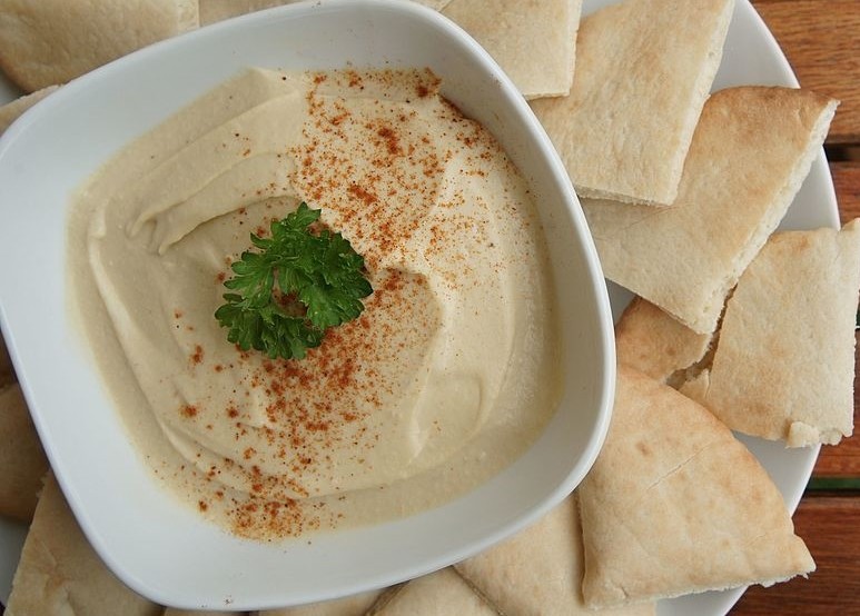 Hummus con sésamo tostado | Recetas Erasmus
