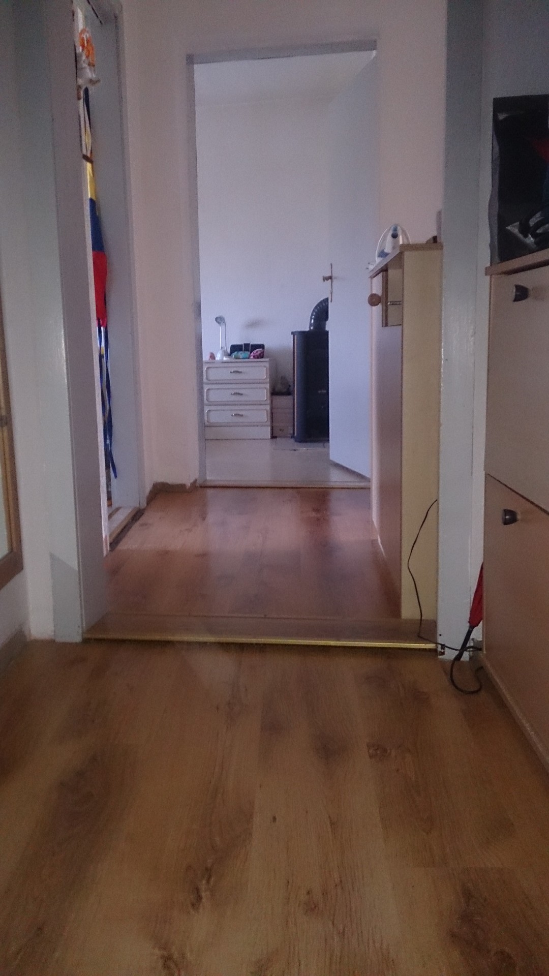 Iluminada y tranquila habitación. acceso a todo el apartamento