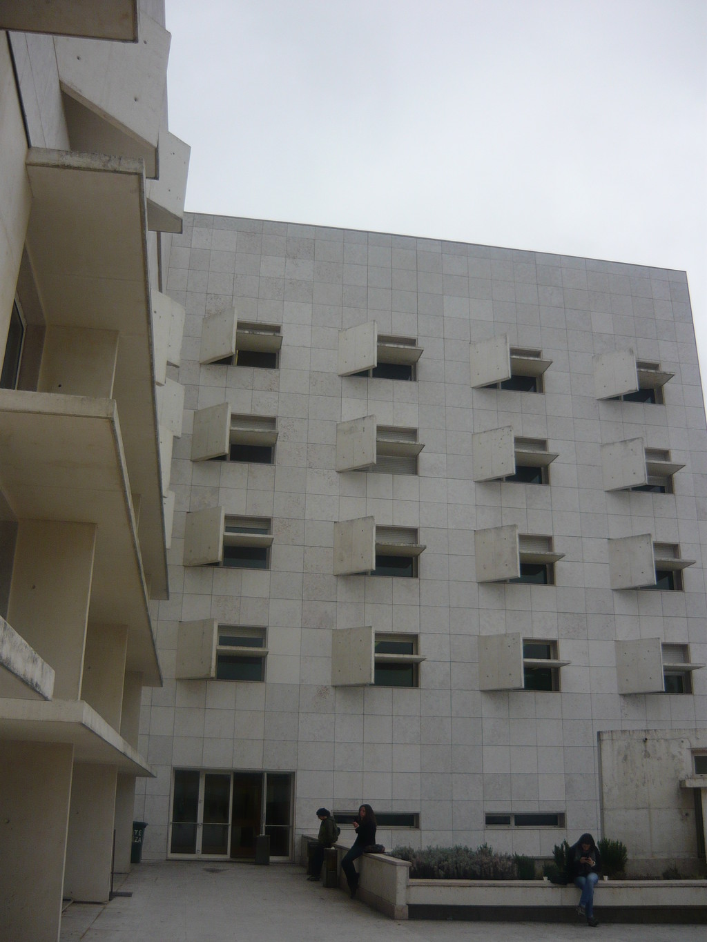 iscte building-roof top