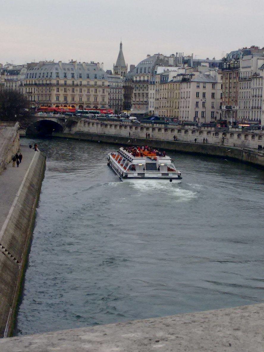 La fuente de Saint-Michel El punto de inflexión de París