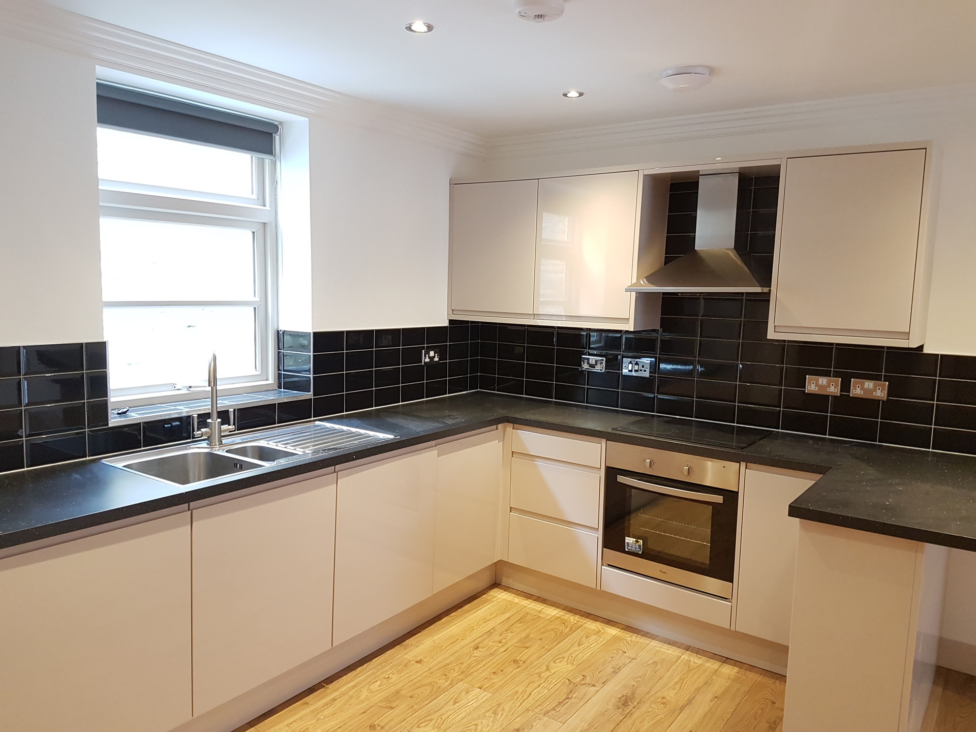 Large 1 Bedroom Apartment Sheffield City Center