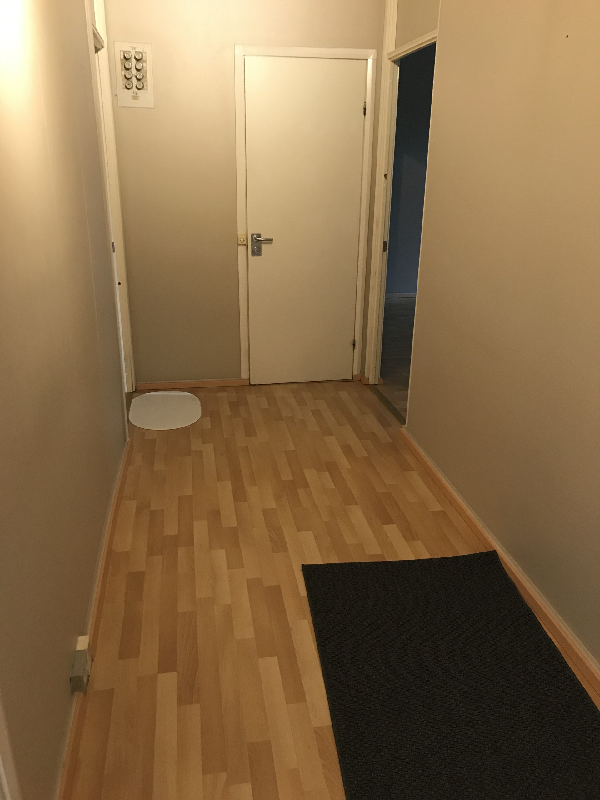 large-60m2-near-to-train-station-room-for-rent-vantaa