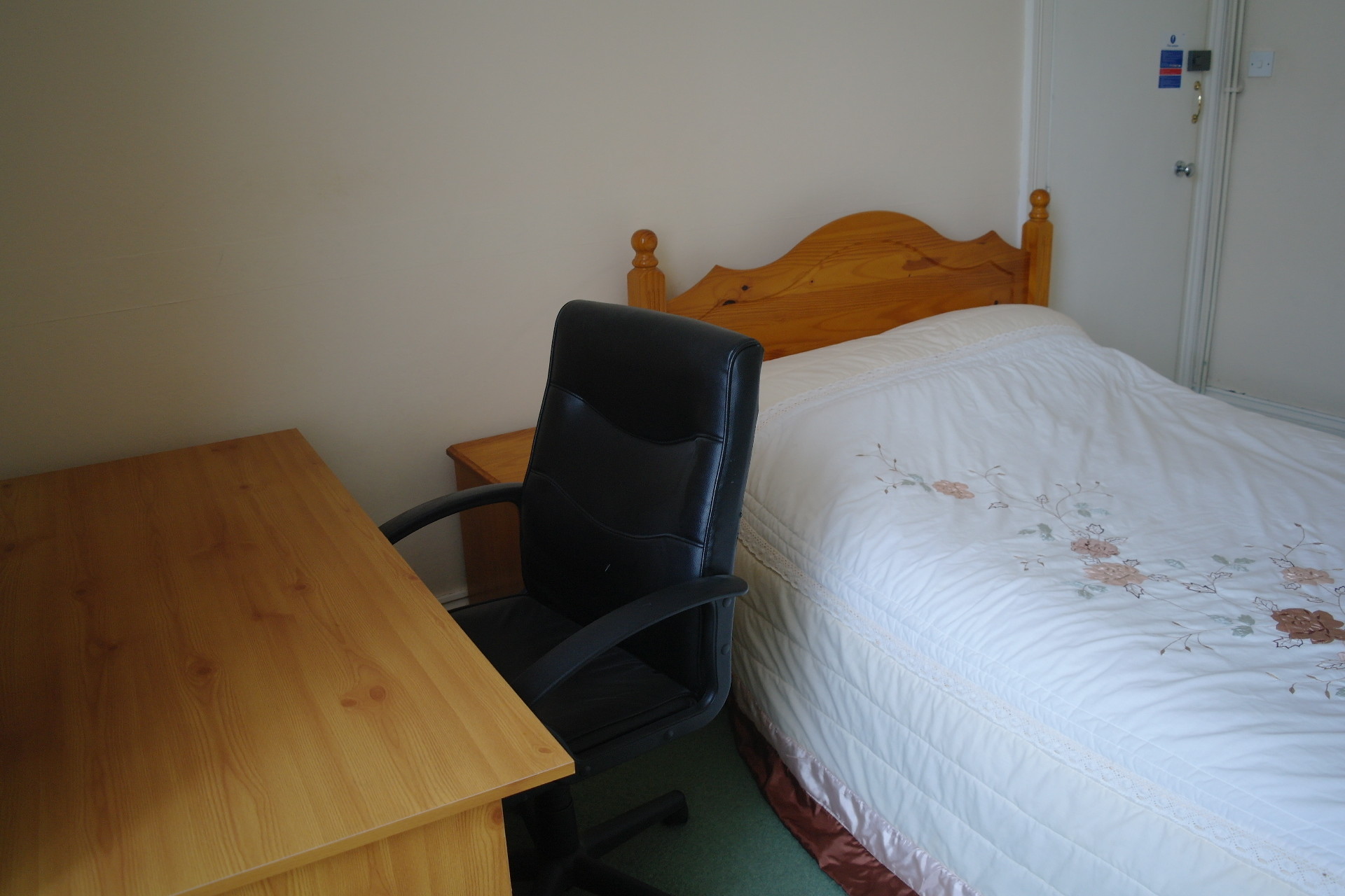 Large Bedroom With Built In Wardrobes Perfect For A Long Stay