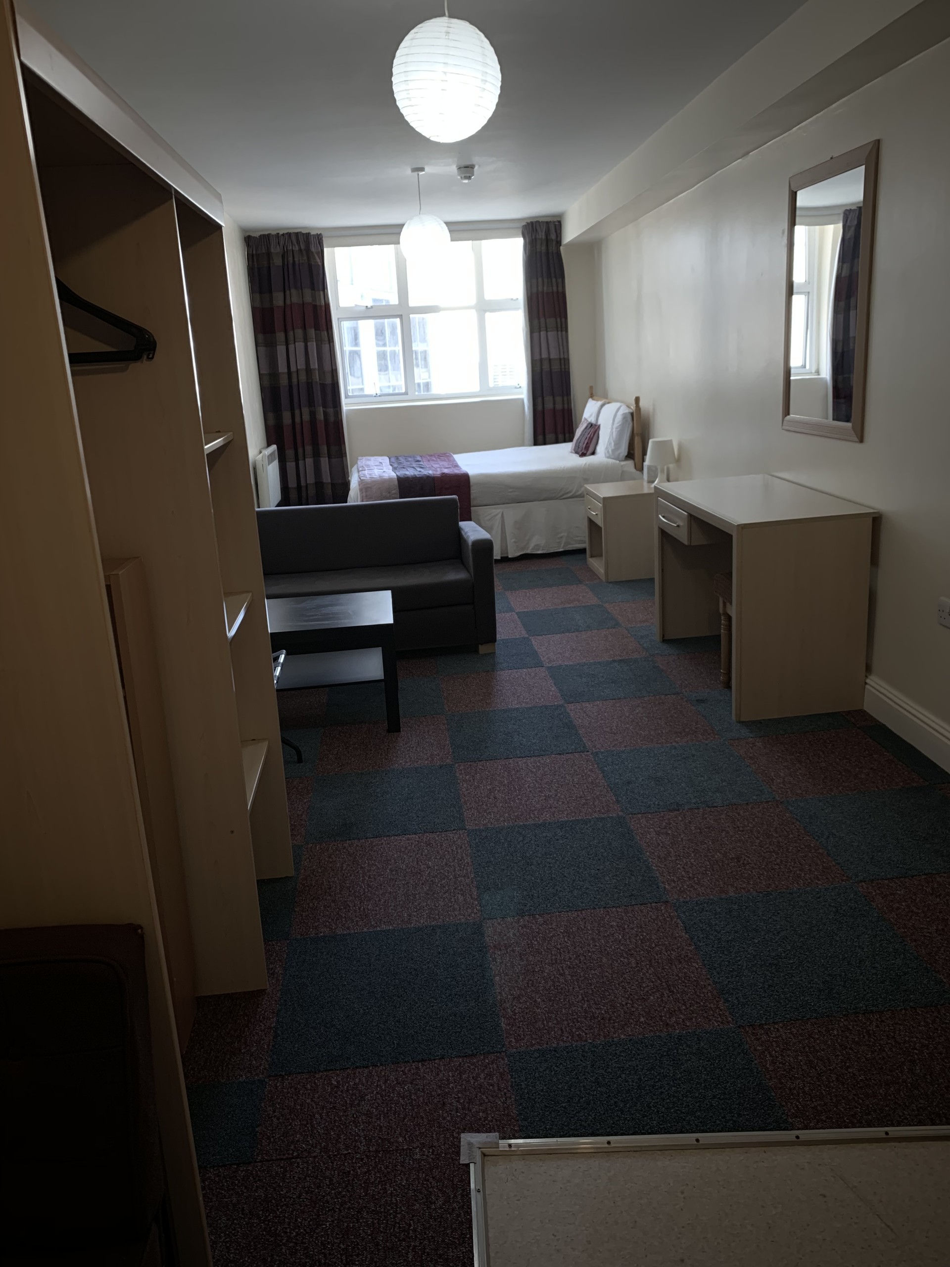 Large fully furnished double studios in Newcastle city centre Rent studios Newcastle Upon Tyne
