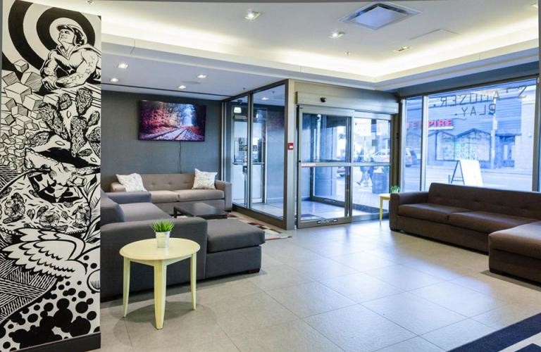 Large and luxury student room in a private Student ResidenceSingle