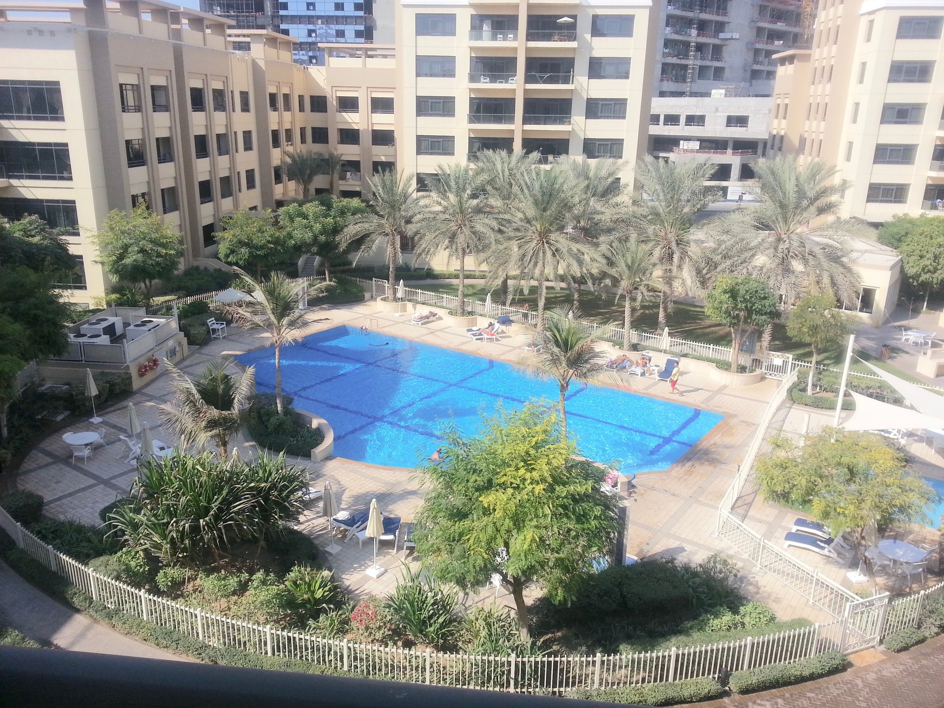 Two spacious private room in the Greens Room for rent Dubai