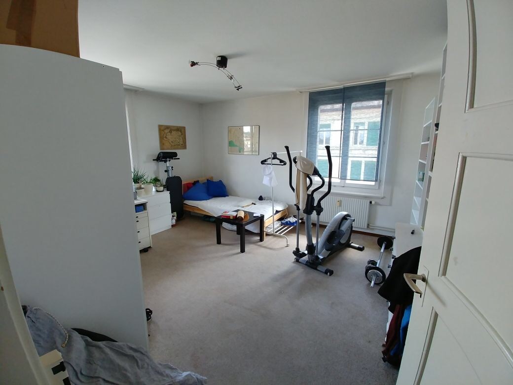 Large Shared Apartment Room for rent Bern