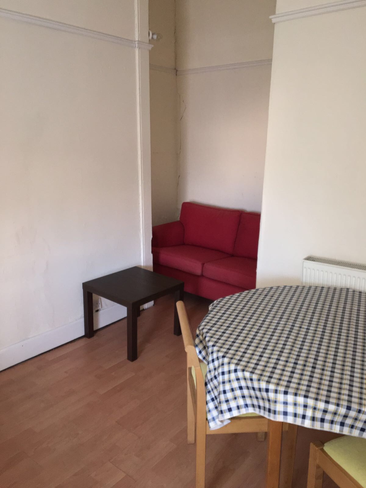 Large and spacious west end room Room for rent Glasgow