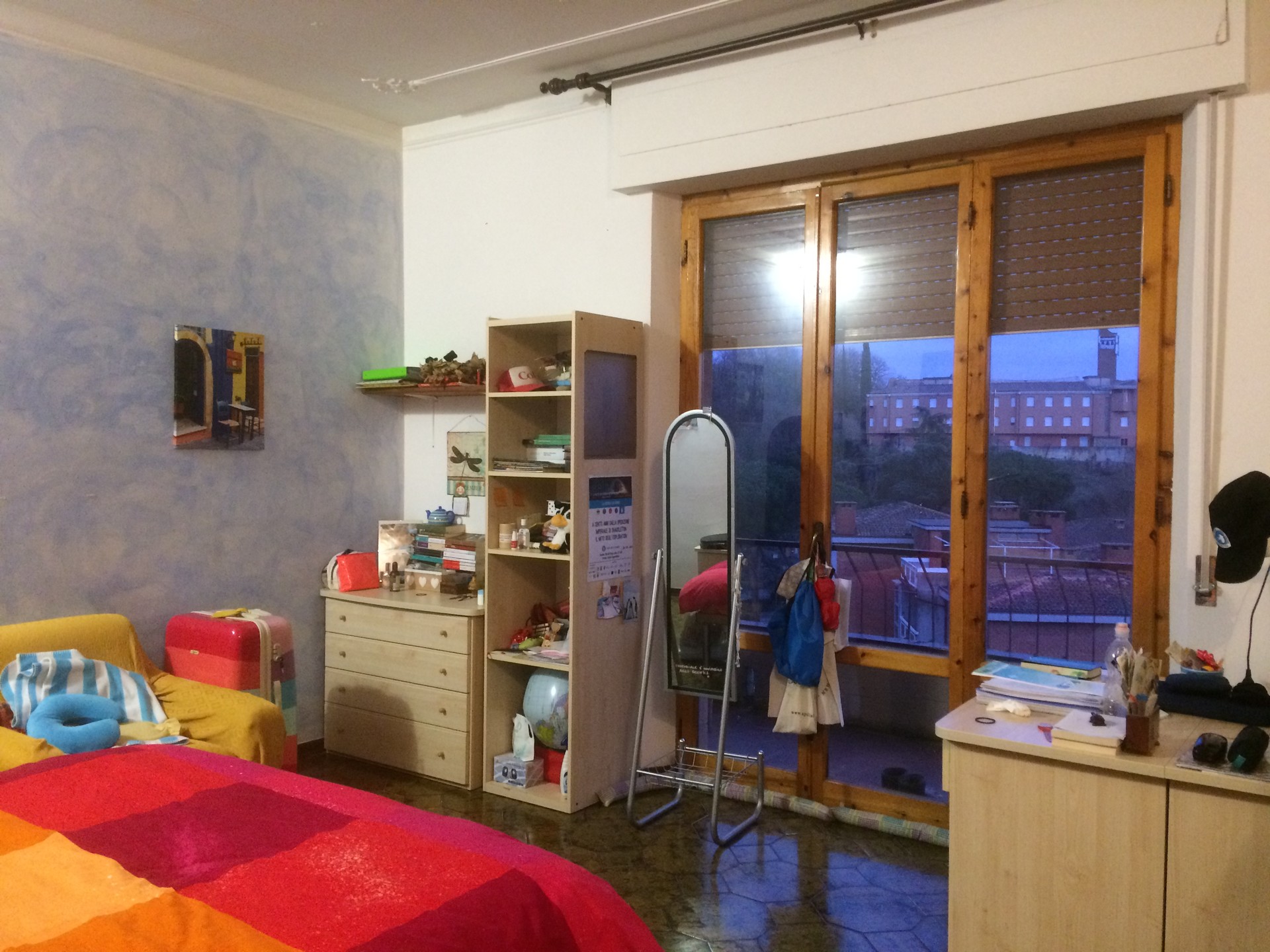 Large and sunny room for student in Siena Room for rent Siena