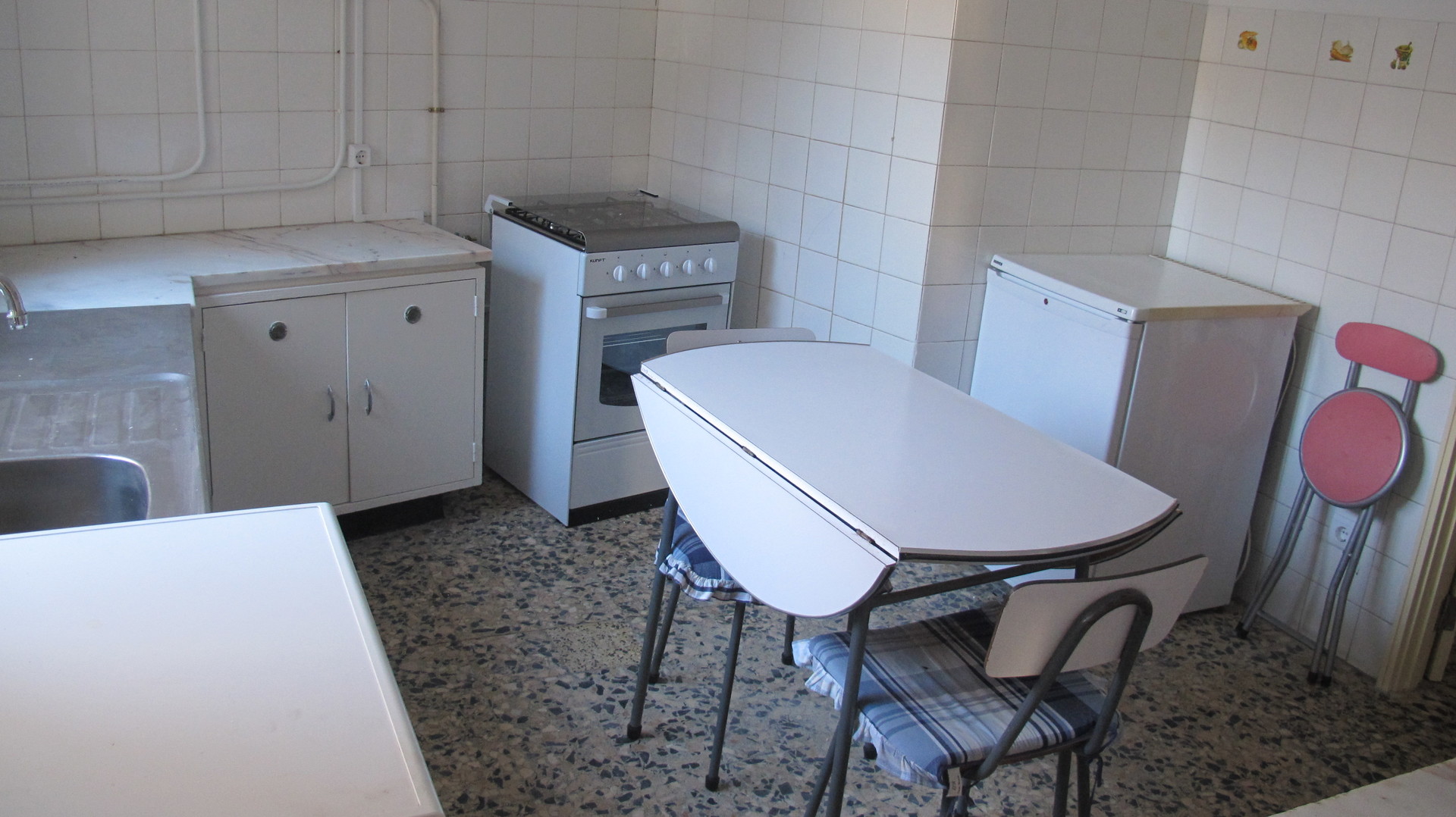 Large T4 sunny apartment rebuilt with modern furniture