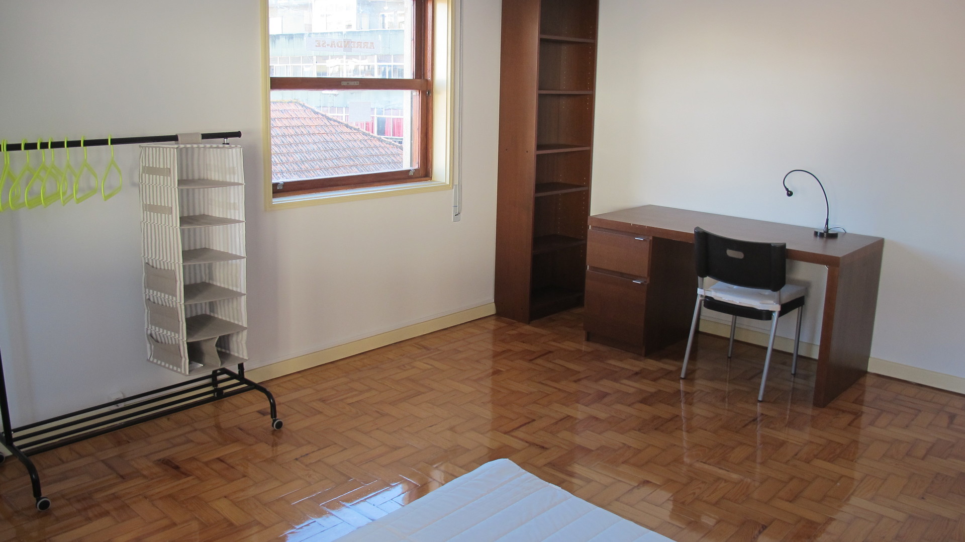 Large T4 sunny apartment rebuilt with modern furniture