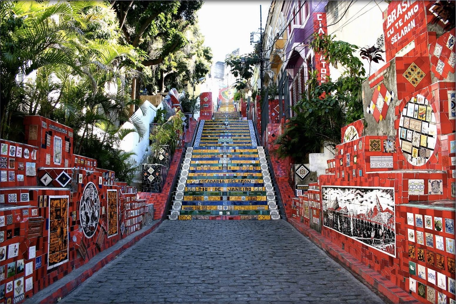 De street. Лестница Селарона Рио-де-Жанейро. Лестница Селарона Бразилия. Рио лестница Селарона. Лестница Хорхе Селарона.