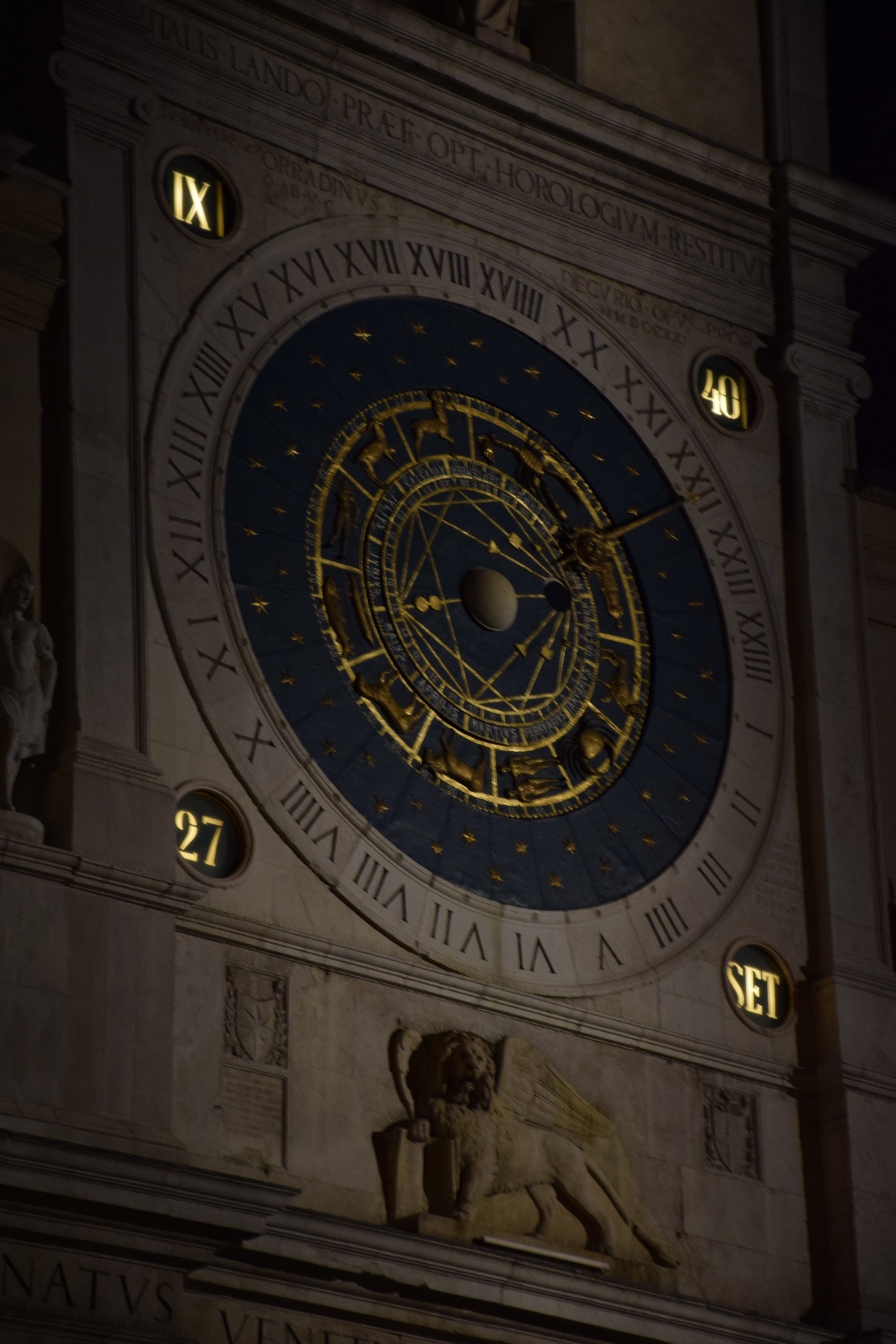 L'horloge piazza dei signori