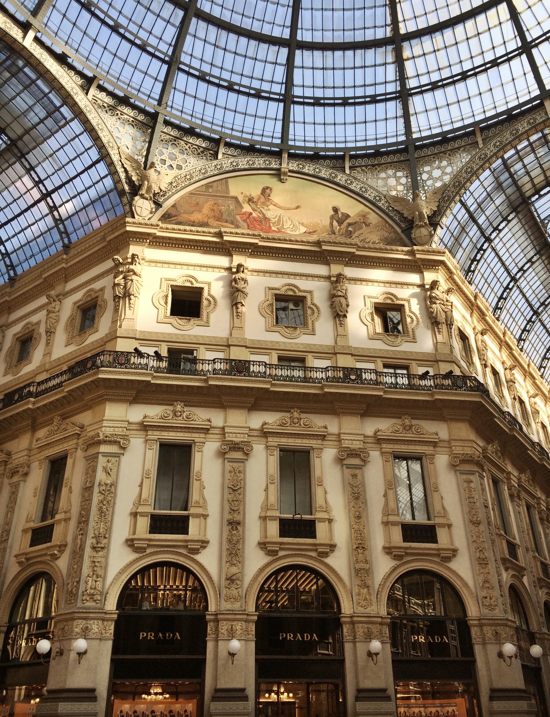 milan-travel-guide-8b3410a0cf7d919a21e0a