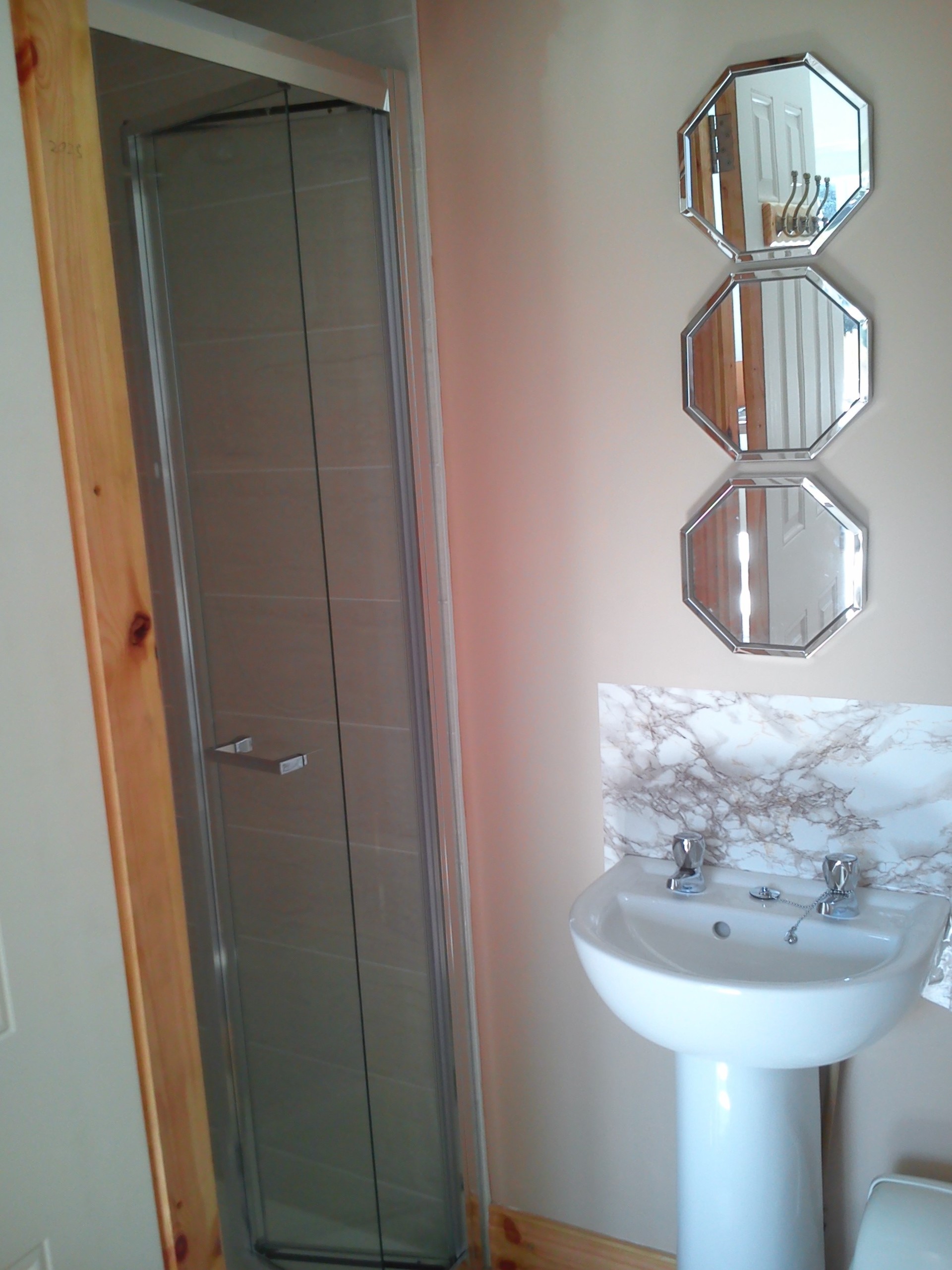 all modern conveniences in this small studio apartment Rent studios Cork