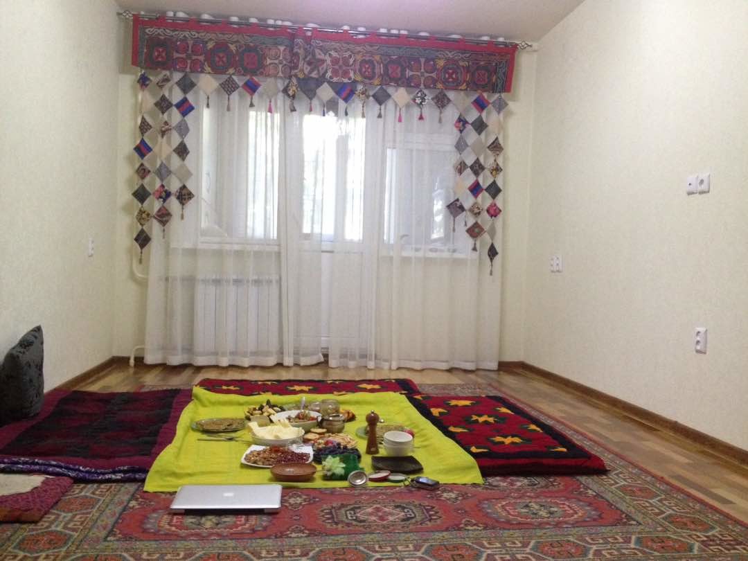 Modern and quiet apartment in a well situated neighorhood in Bishkek Room for rent Bishkek