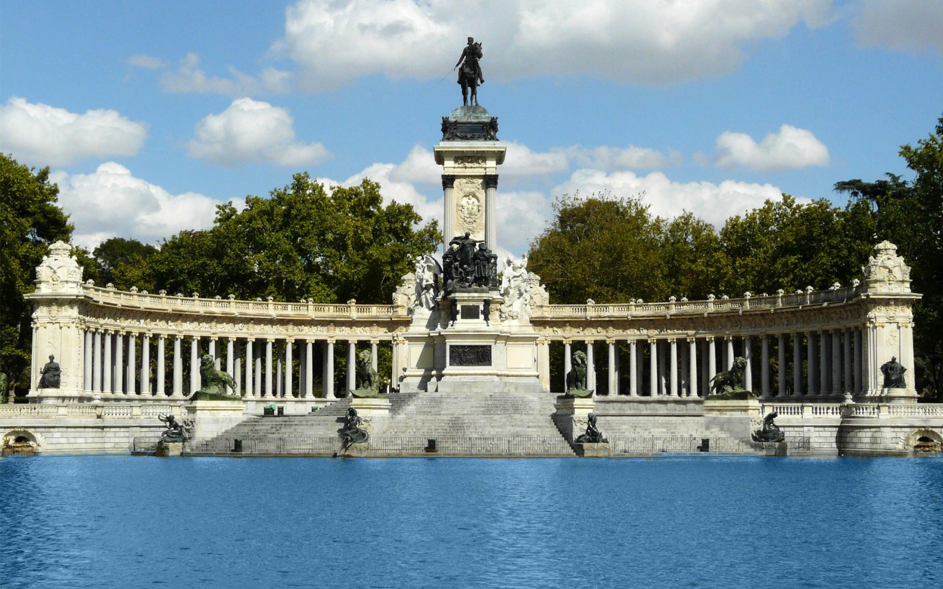 Accessible Boats in Retiro Park