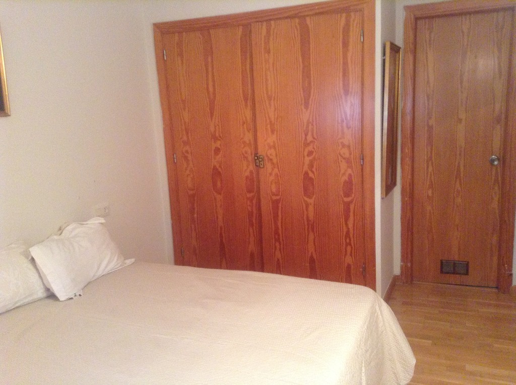 Nice double room with closet and privat bathroom in Palma de Mallorca