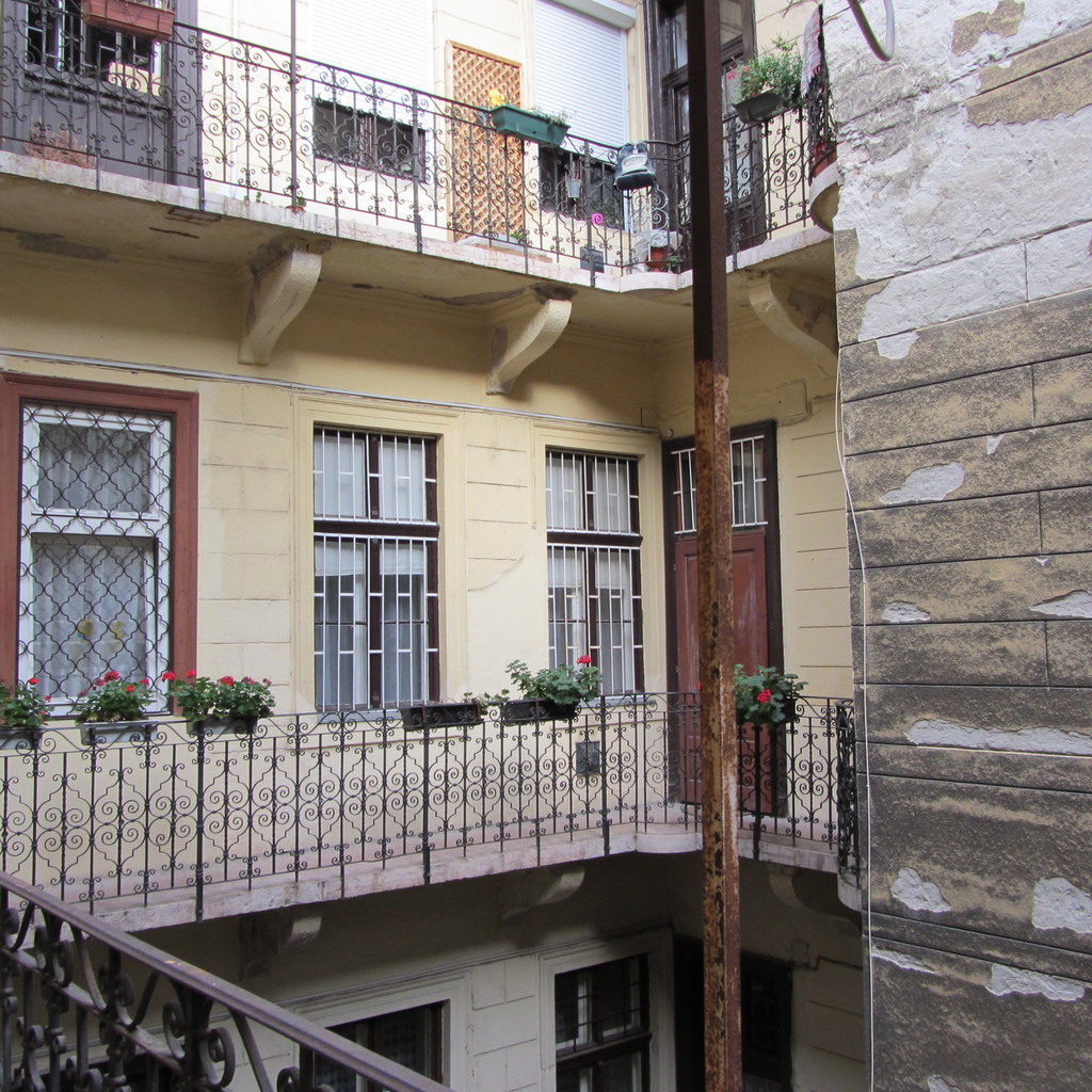 Nice flat, city center of Budapest, perfect for student Flat rent