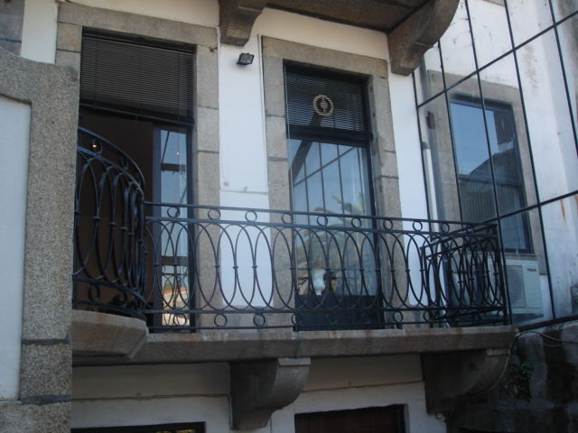 Original black and white studio in Porto