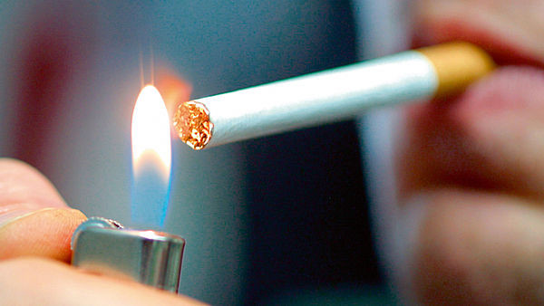 Sigarette elettroniche, sigaro e pipe e la loro pericolosità per la nostra  salute