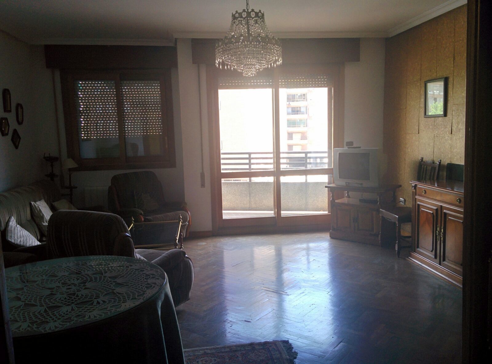 Piso céntrico y amplio en la