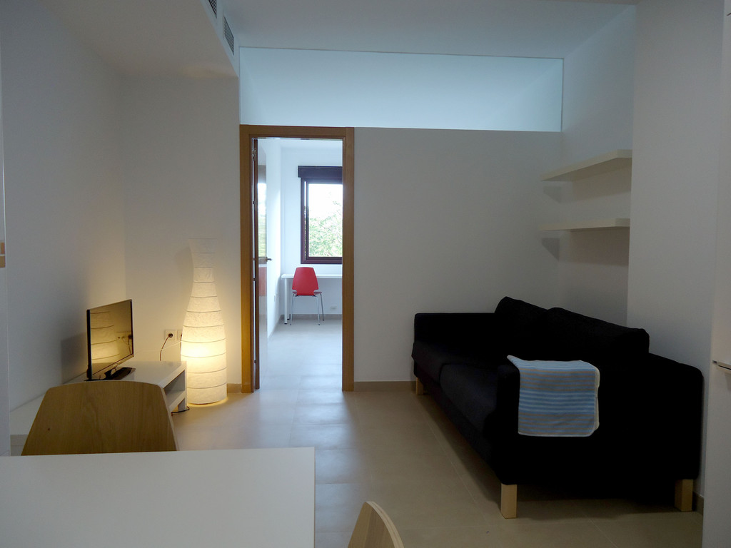 Piso nueva construccion de 3 dormitorios y 2 baños, amueblado a estrenar Alquiler pisos Granada Piso nueva construccion de 3 dormitorios y 2 baños, amueblado a estrenar Alquiler pisos Granada
