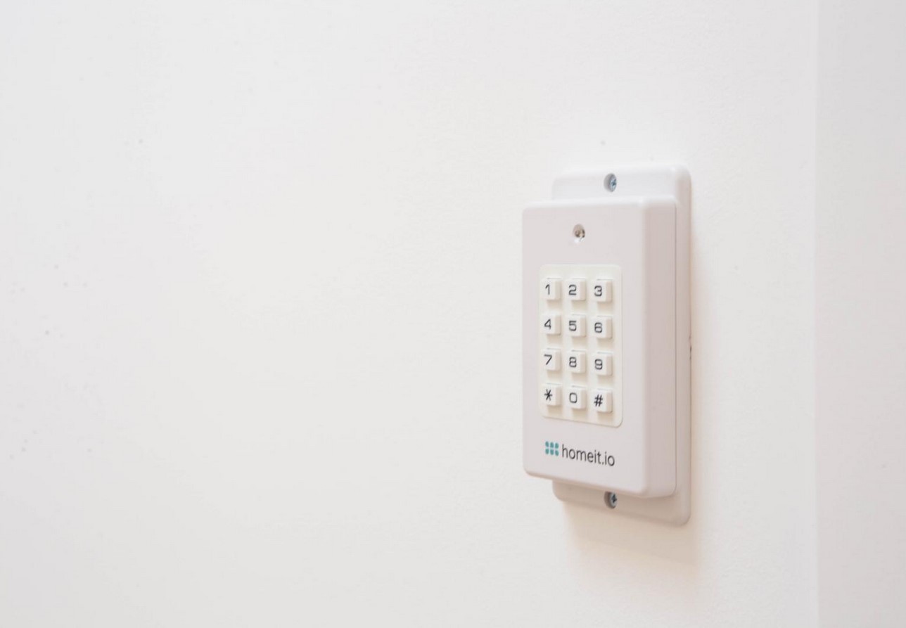 Bright room in University Residence in Oporto_all services included