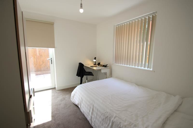 Premium Ensuite Room for 1 semester right next to NTU Room for rent