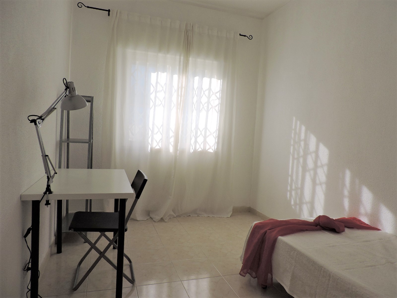 Quarto Individual Damaia-Estação