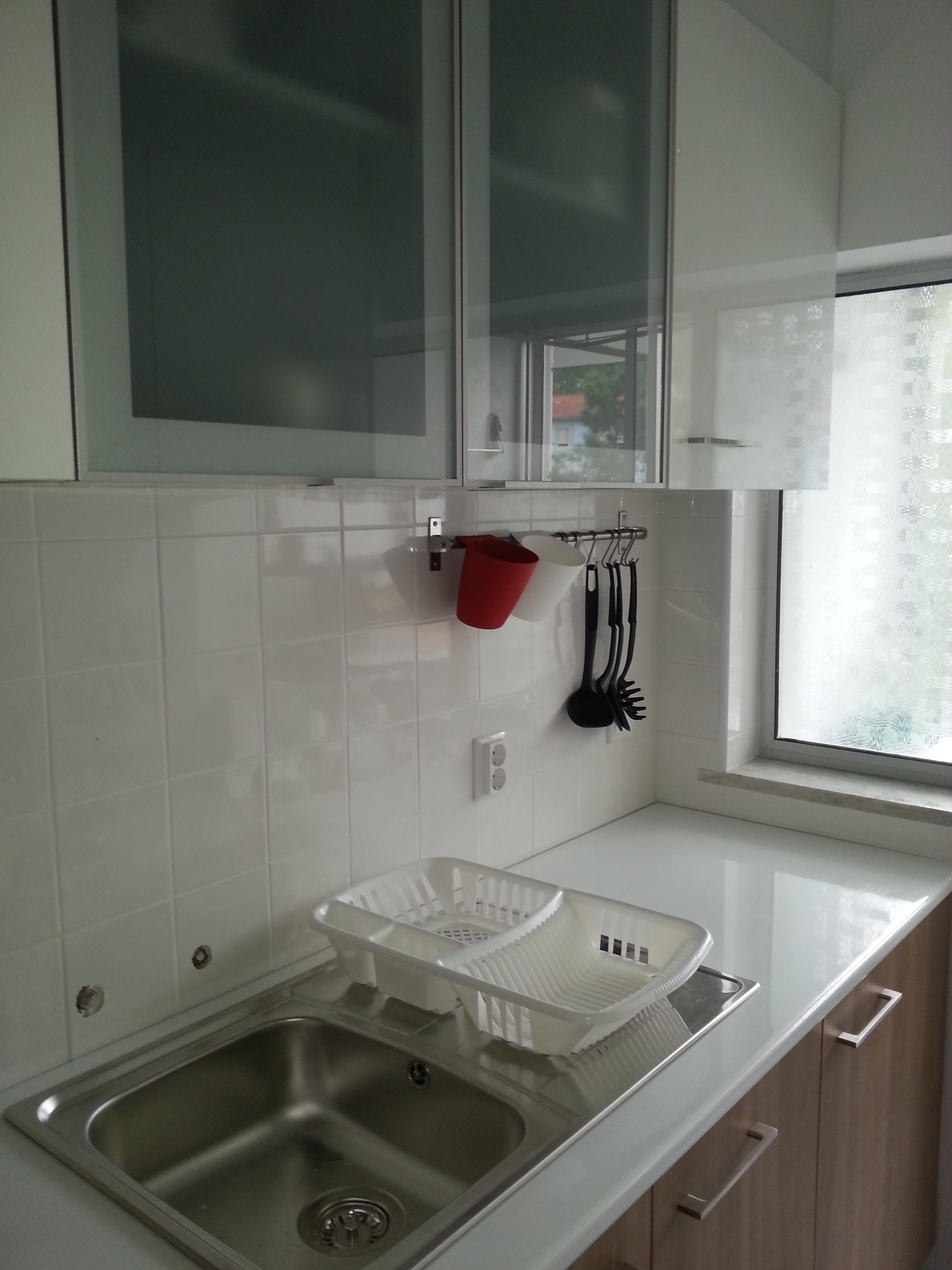 Quarto individual, mobilado Apartamento Remodelado per rapariga