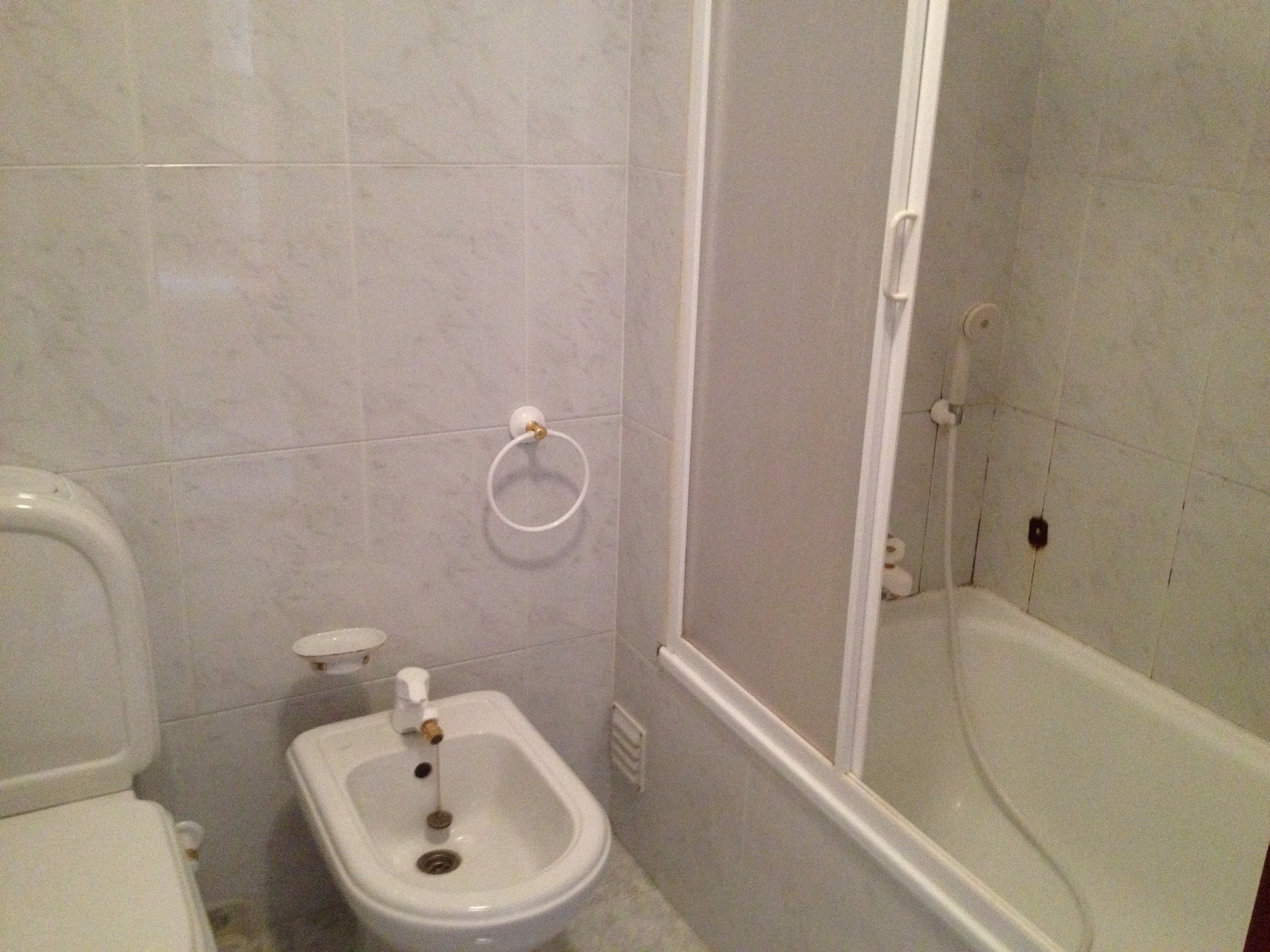 Quarto Individual perto do Coimbra Shoping e ISEC