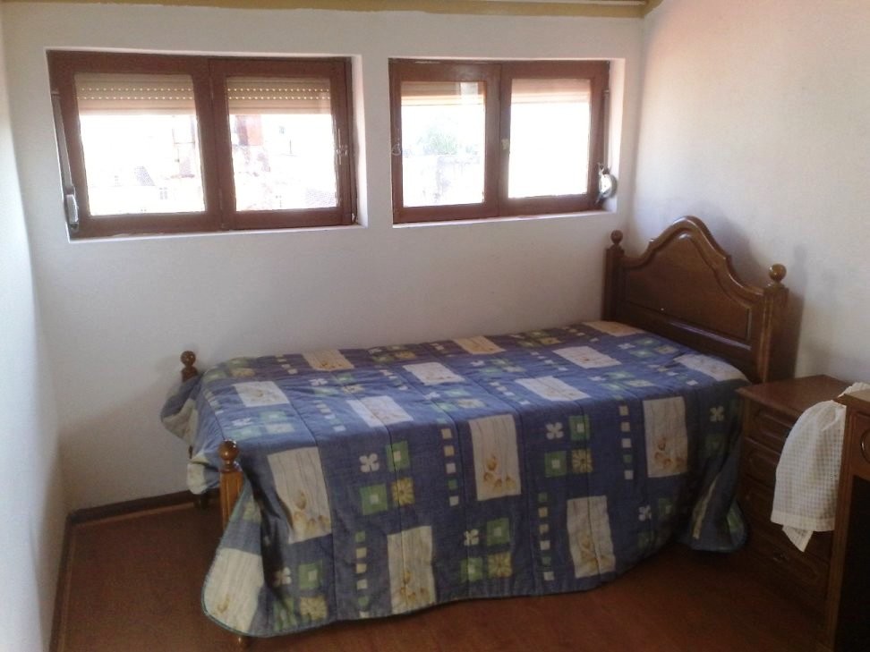 Room Next to the University of Coimbra (Polo I)