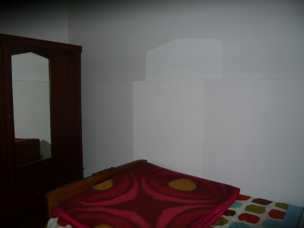 Quarto single em casa com terraço, excelentes condições