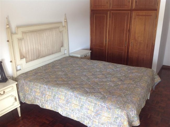 Quartos para arrendar numa Moradia em Gaia (Hospital Privado da Trofa Saúde)