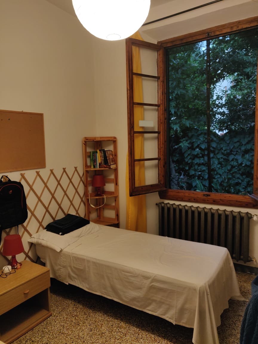 rent garden space on Quiet And Spacious Cottage With A Private Garden And Space For 1 Person In A 2 Person Shared Room Room For Rent Florence