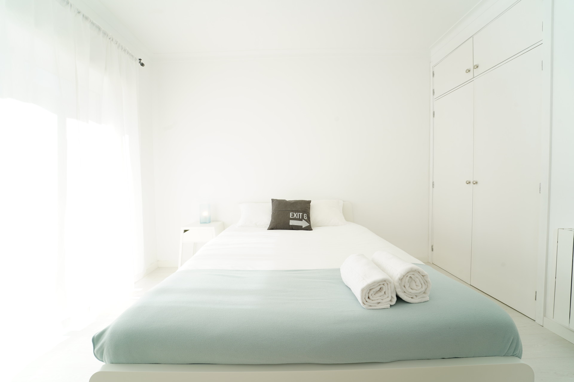 Ready to live bedroom with utilities included