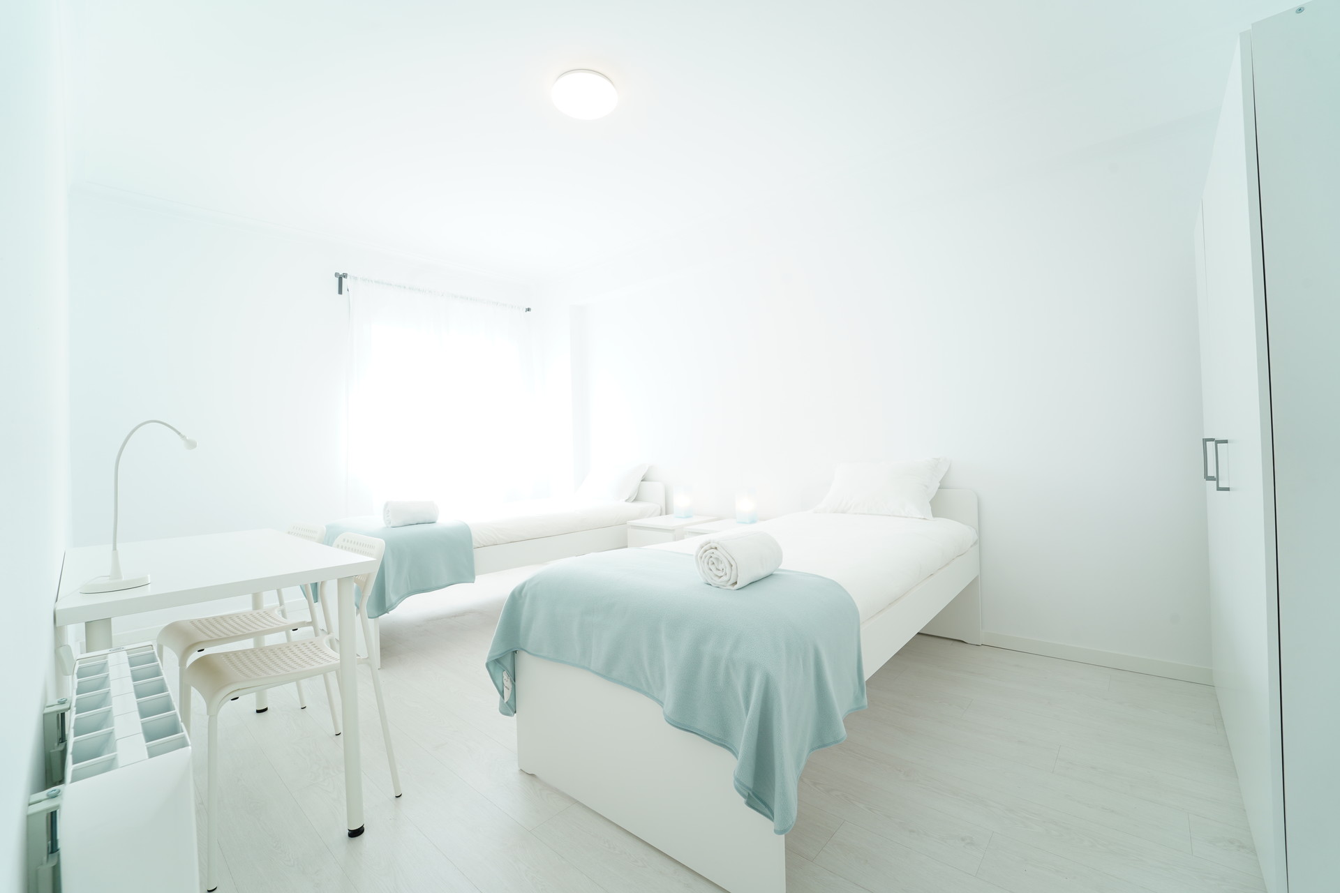 Ready to live bedroom with utilities included